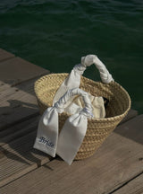 JGA Korbtasche mit Hangover Kit und Haarclip in weiß - weddorable