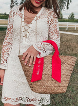 St Tropez Tote aus geflochtenem Stroh mit Leinenbandeau - weddorable